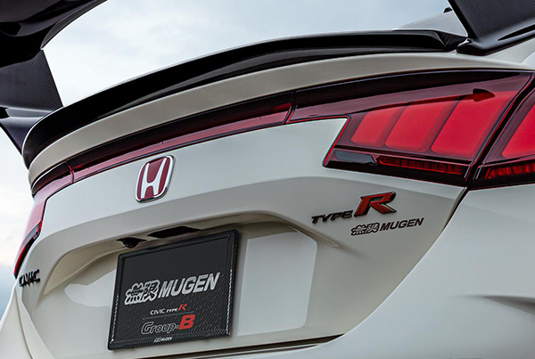 Mugen FL5 GROUP B Carbon Fiber Tailgate Spoiler