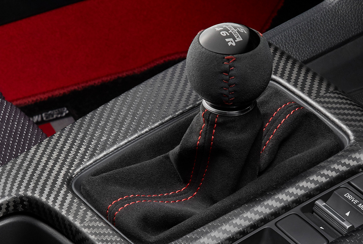 Mugen Alcantara 6 Speed Shift Knob 54102-XNRC-K0S0-BK - King