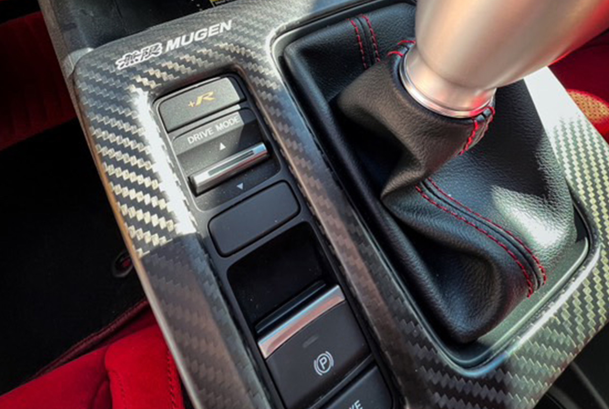Mugen FL5 Carbon Center Console Panel 83430-XNRC-K1S0 - King